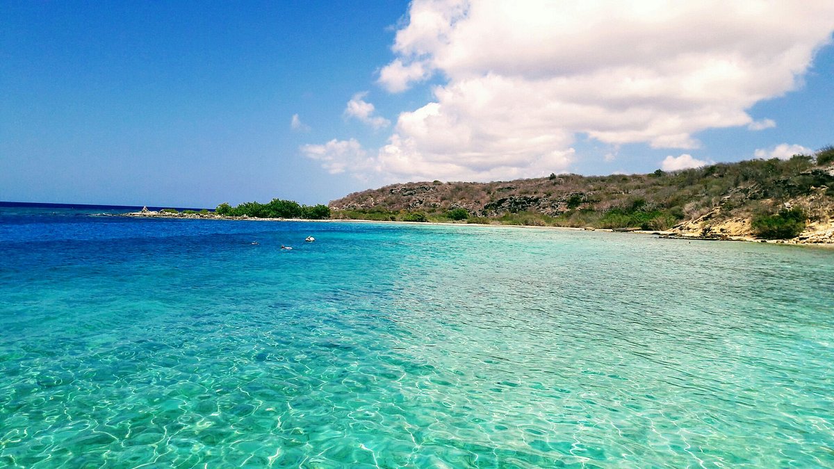 playa-jan-thiel-curacao